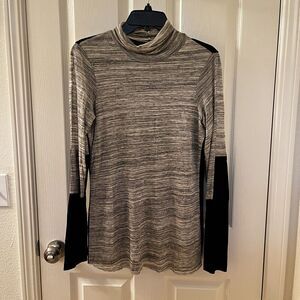 Twelfth Street By Cynthia Vincent Long Sleeve Turtleneck Top Women's Size Large